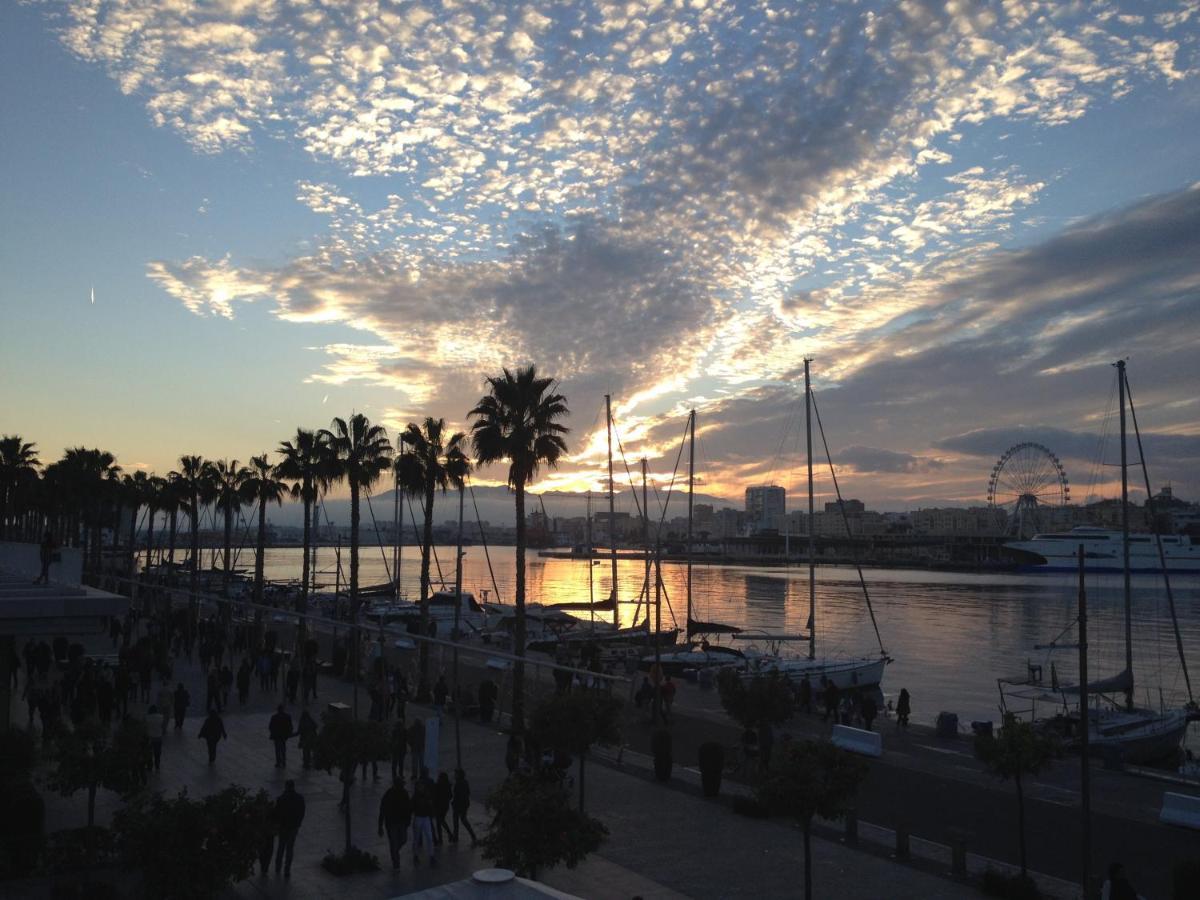 Malagueta Blue Beach Malaga Exterior photo